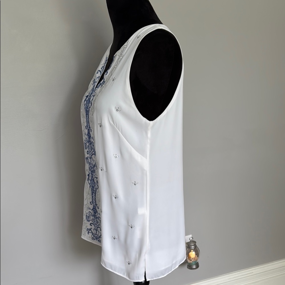 White and Blue Embroidered Women's Top - Picture 4 of 7
